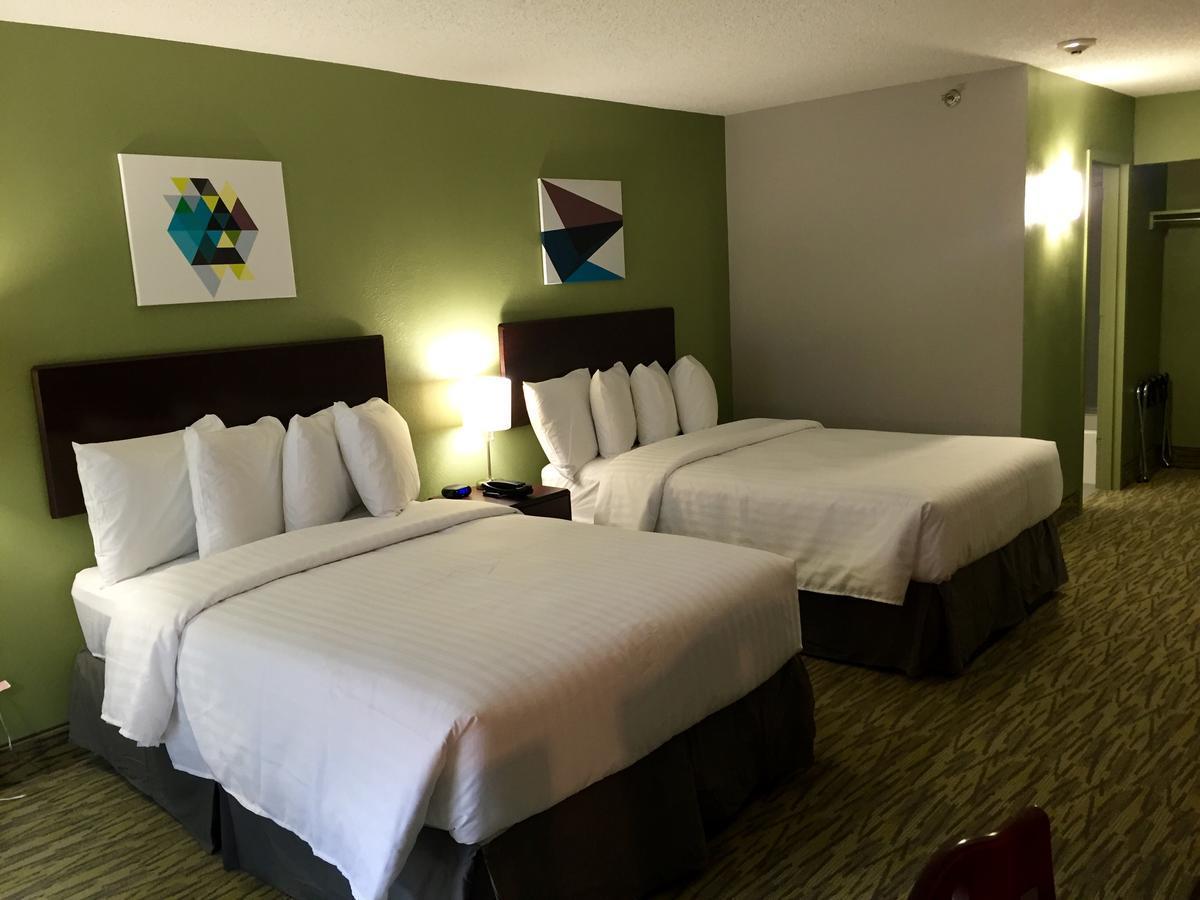 Aae Austin'S Travelodge Exterior foto